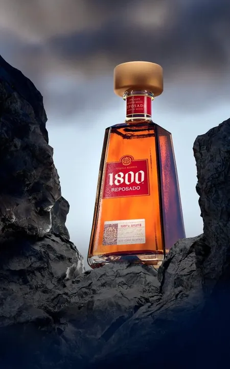 1800 Reposado — Tequila, CGI render by Luciano Richino